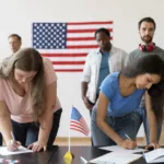 La gobernadora de Nueva York, Kathy Hochul, anunció que se han identificado más de 18.000 empleos disponibles en diversas áreas. Foto: Freepik