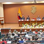 Cristian Zamora, alcalde, durante su discurso en el Salón de la Ciudad por los 203 años de independencia de Cuenca. / XCA