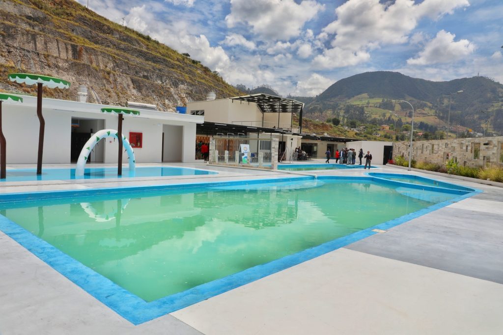 Las dos piscinas de aguas termales ubicadas en los exteriores del complejo funcionan desde el pasado lunes. La infraestructura es uno de los principales atractivos de la parroquia Guapán. Cortesía