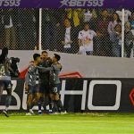 Paolo Guerrero marcó doblete en la victoria de Liga De Quito ante Técnico Universitario. Foto: API