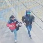 Un asalto a mano armada en una joyería del Centro Histórico de Cuenca se registró la mañana de este sábado 11 de noviembre de 2023.