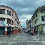 Los negocios del Centro Histórico de Cuenca cerraron sus puertas por el temor de actos delictivos ante inseguridad en el país. XCA