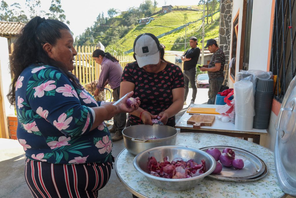 cuenca policías militares