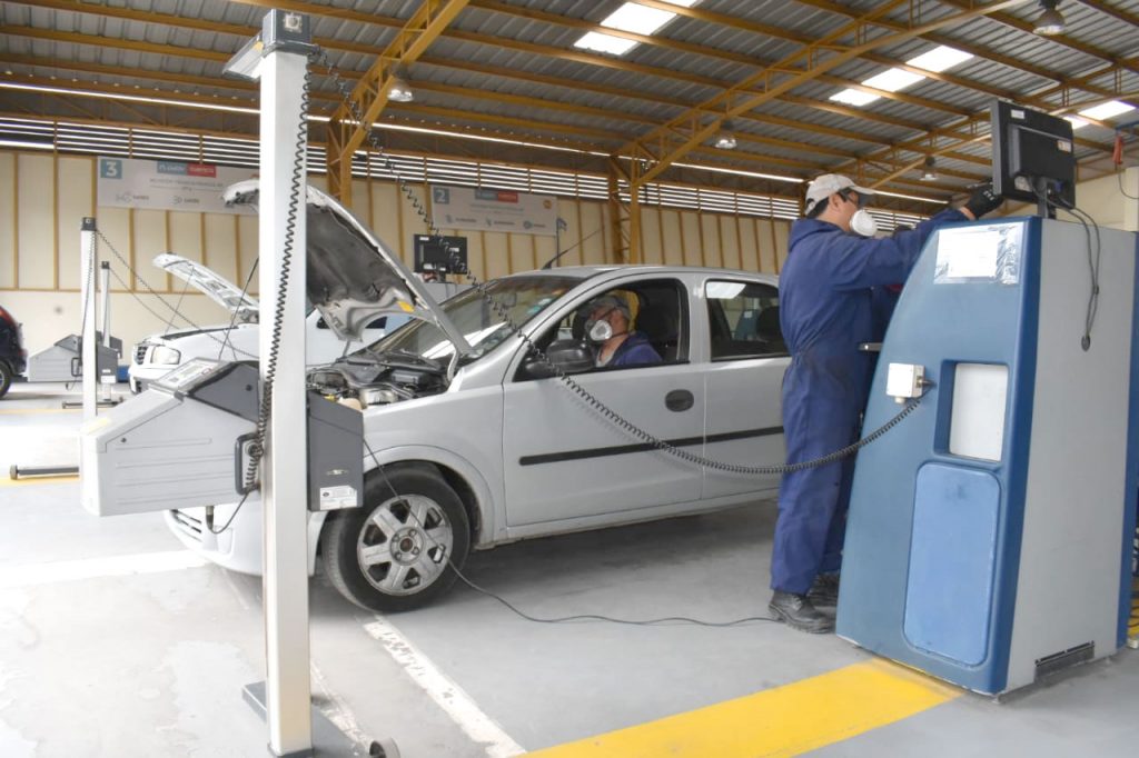 La matriculación vehicular se reanudará desde el 15 de enero de 2023 según el calendario establecido por la Agencia Nacional de Tránsito. Foto XCA
