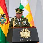 El comandante de la Policía Boliviana, Álvaro Álvarez, manifestó a los medios que se ha instruido a los departamentos que son fronterizos que "intensifiquen" el trabajo en las fronteras