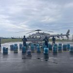 La Policía Nacional y la Armada interceptaron una lancha en alta mar que transportaba cerca de 900 kilos de cocaína