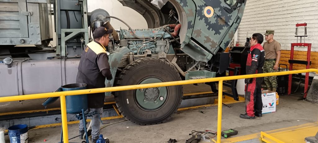 Empresas privadas mostraron su apoyo a la labora de las Fuerzas Armadas.