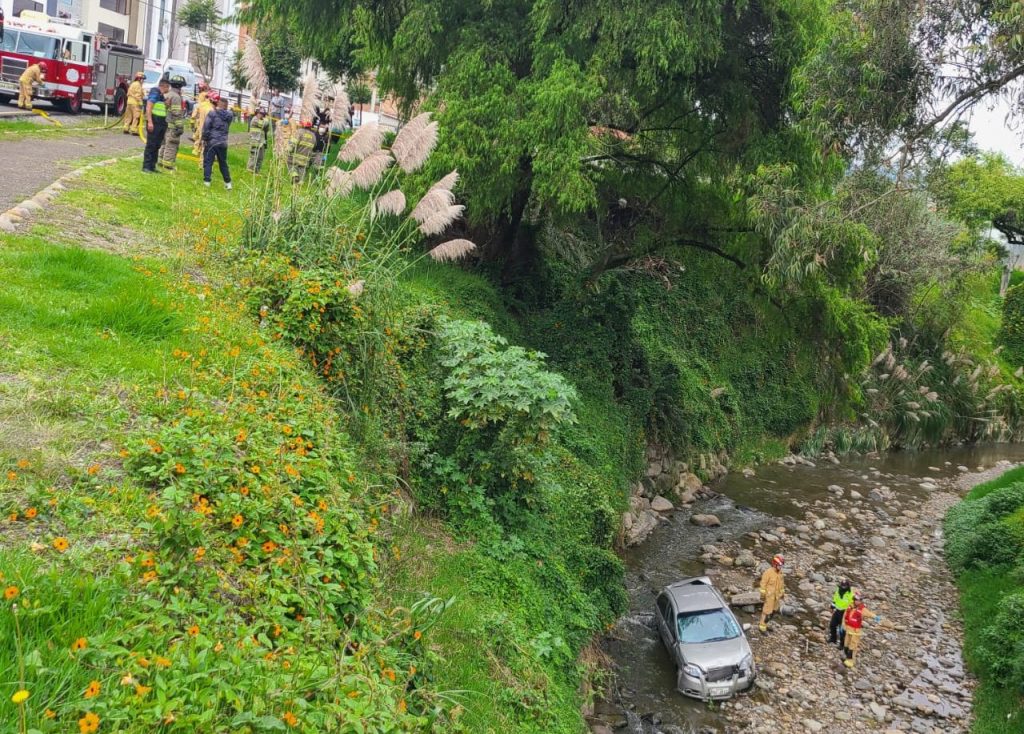 Al fondo de la quebrada de Milchichig terminó el vehículo.