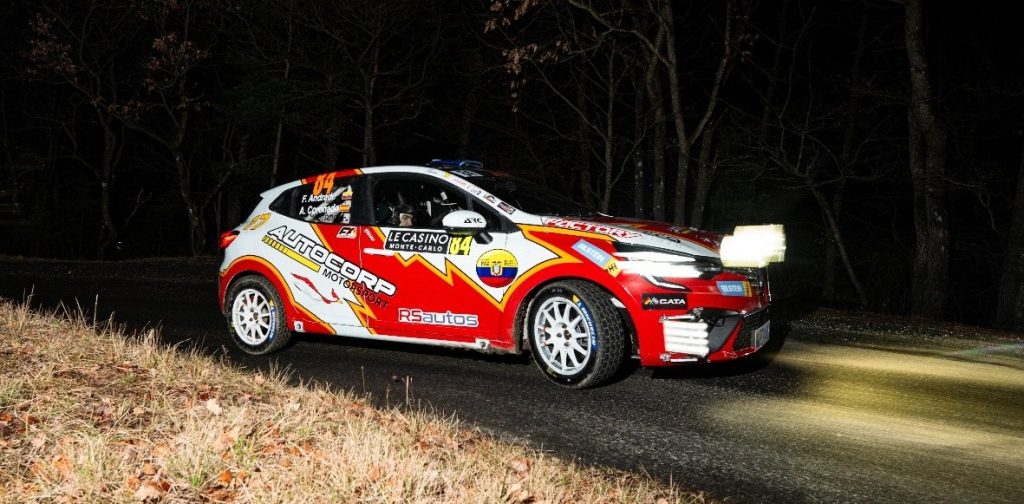 En el segundo día del Rally de Montercarlo el piloto cuencano Fernando Andrade junto a su copiloto español Axel Coronado finalizaron en el noveno puesto.
