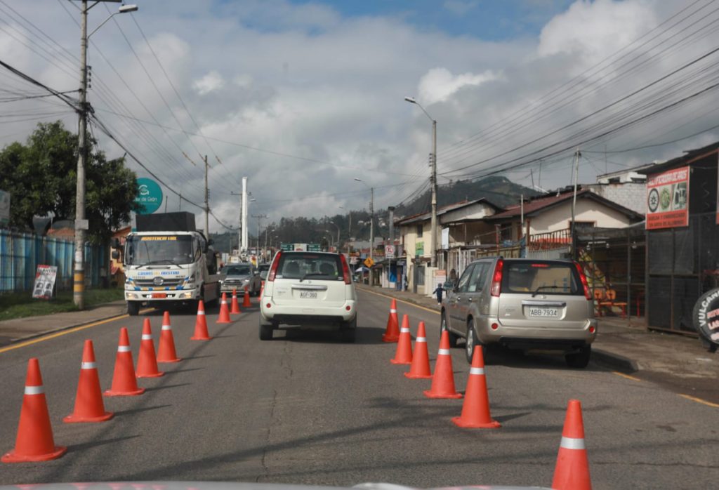 Los cantones del Azuay esperan la visita de numerosos turistas por fiestas de Carnaval; autoridades anuncian reforzar la seguridad. thumbnail