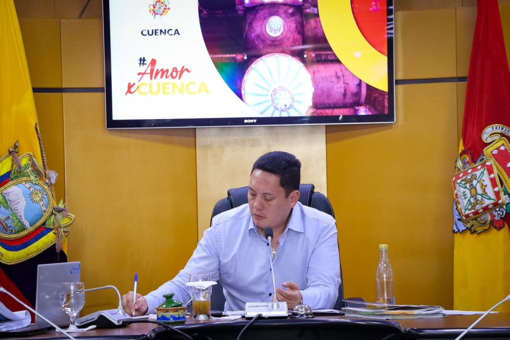 El alcalde informó sobre la deuda que mantiene el Gobierno Central con el Municipio de Cuenca.