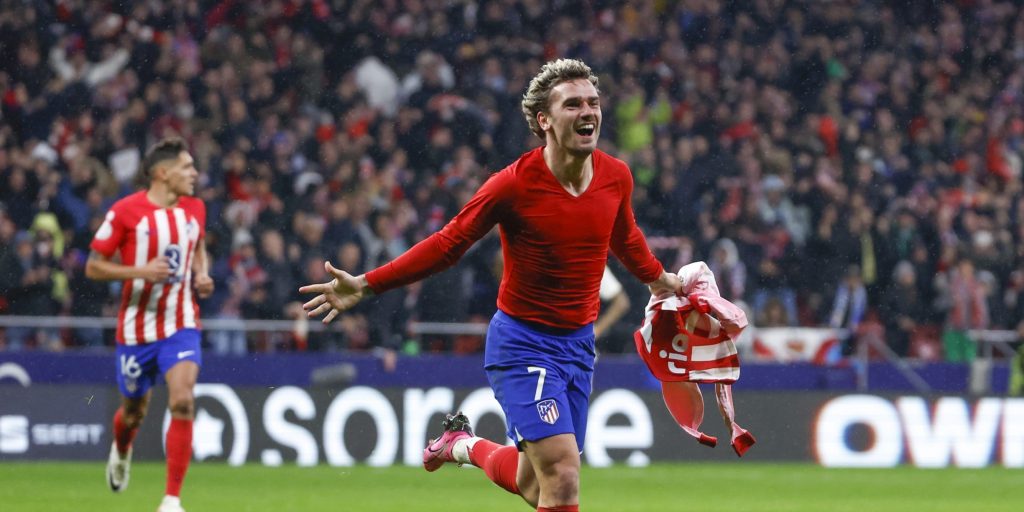 Antoine Griezmann abandonó la concentración de Francia para los amistosos contra Alemania, el próximo sábado, y frente a Chile por lesión.