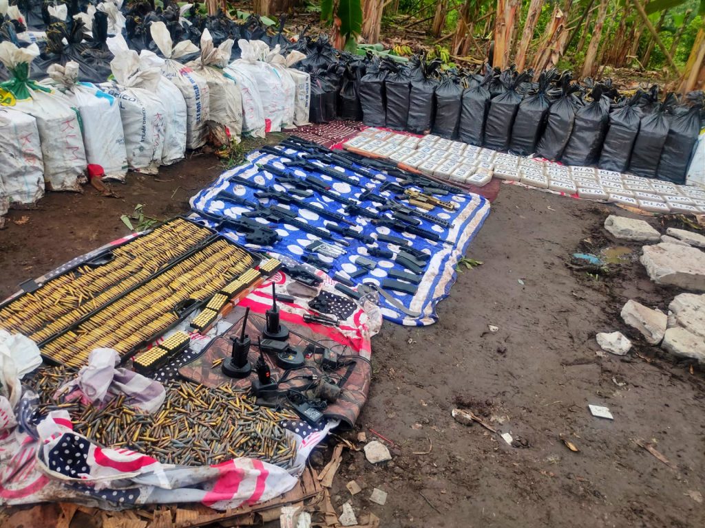 Material incautado en el cantón Vinces por los militares.