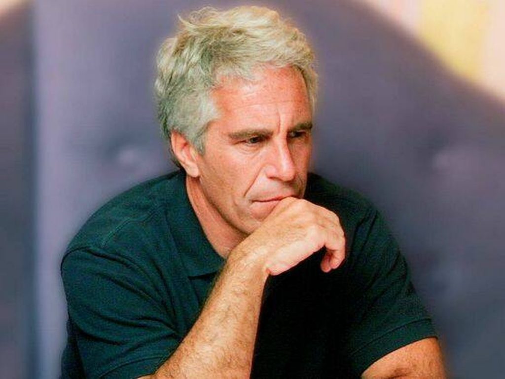 acusado de tráfico y abuso sexual de menores, y que habían estado clasificados hasta ahora.