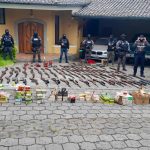 Armas halladas dentro de un vivienda en Quito. /Cortesía