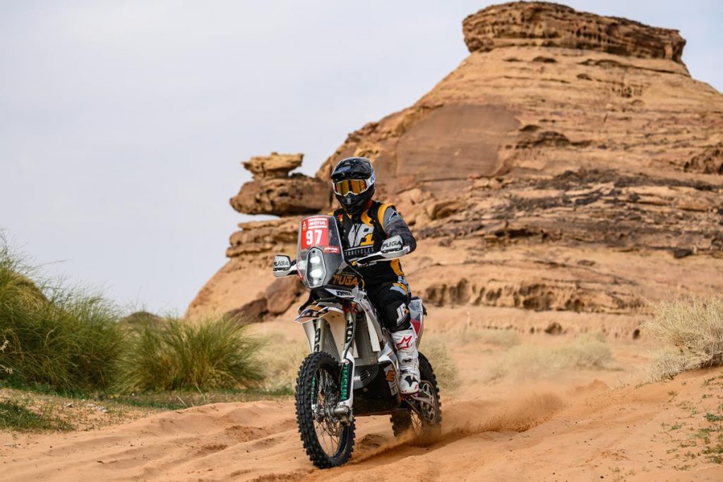 Juan José Puga termina la etapa 11 del Rally Dakar