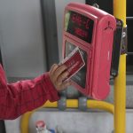 El Municipio busca integrar los dos sistemas de pago con tarjeta, tanto para buses como para el tranvía. /XCA