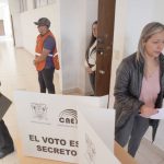 Lo que es la consulta y el referéndum