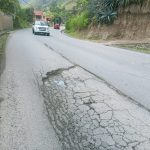 En el acceso a los cantones nororientales, especialmente en el ramal a Gualaceo se observan baches que interrumpen el tránsito vehicular. BPR