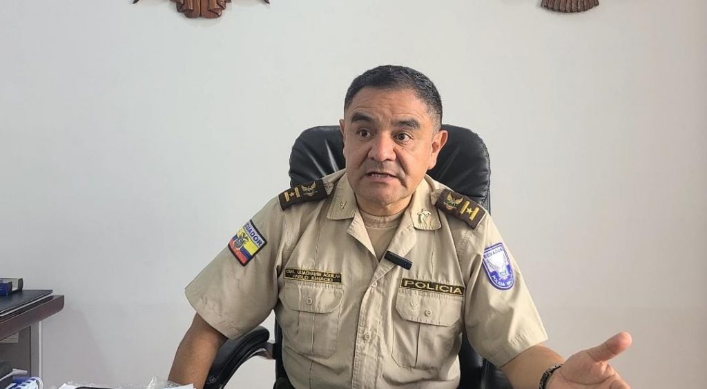 Pablo Guachamín, comandante de la Subzona de Policía Azuay, informa sobre casos de secuestro son investigados en Cuenca.