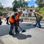 Los nuevos cuatro rompevelocidades se colocaron en la vía a El Valle. BPR
