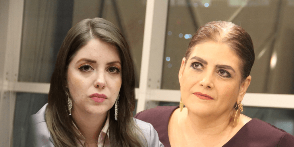 La asambleísta Mónica Palacios y la ministra Mónica Palencia.