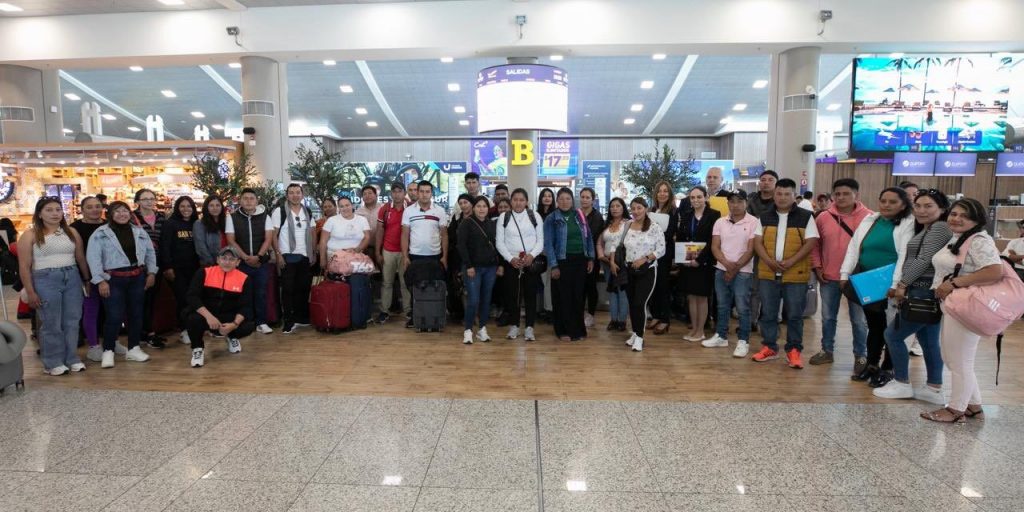 Un total de 82 ecuatorianos partieron a España como parte de la tercera temporada del programa de migración regular.