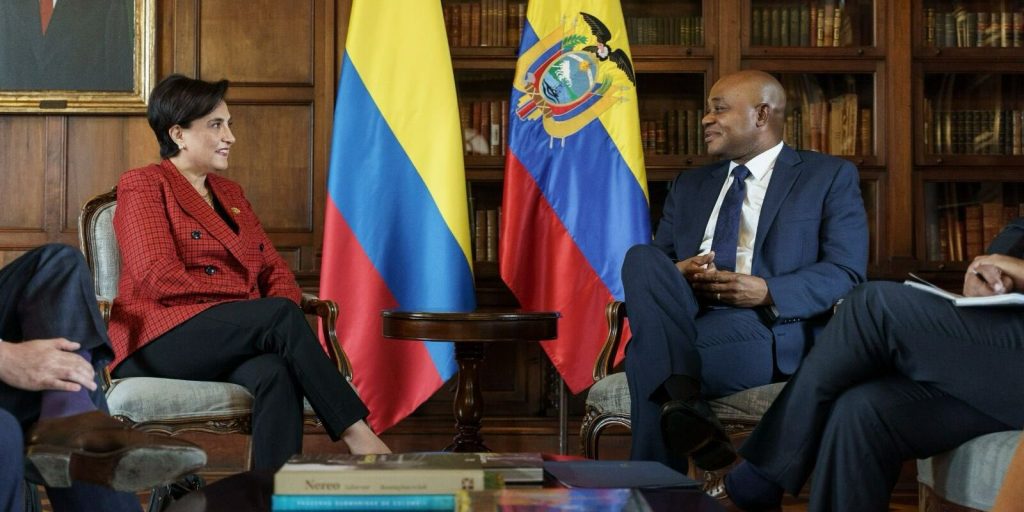 Los cancilleres de Ecuador y Colombia reafirmaron el compromiso de los dos países con la institucionalidad democrática y la seguridad.