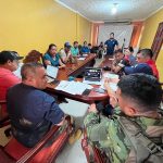 COE cantonal de Ponce Enríquez se instala para atender emergencia tras deslizamiento de tierra. Foto Alcaldía Ponce Enríquez