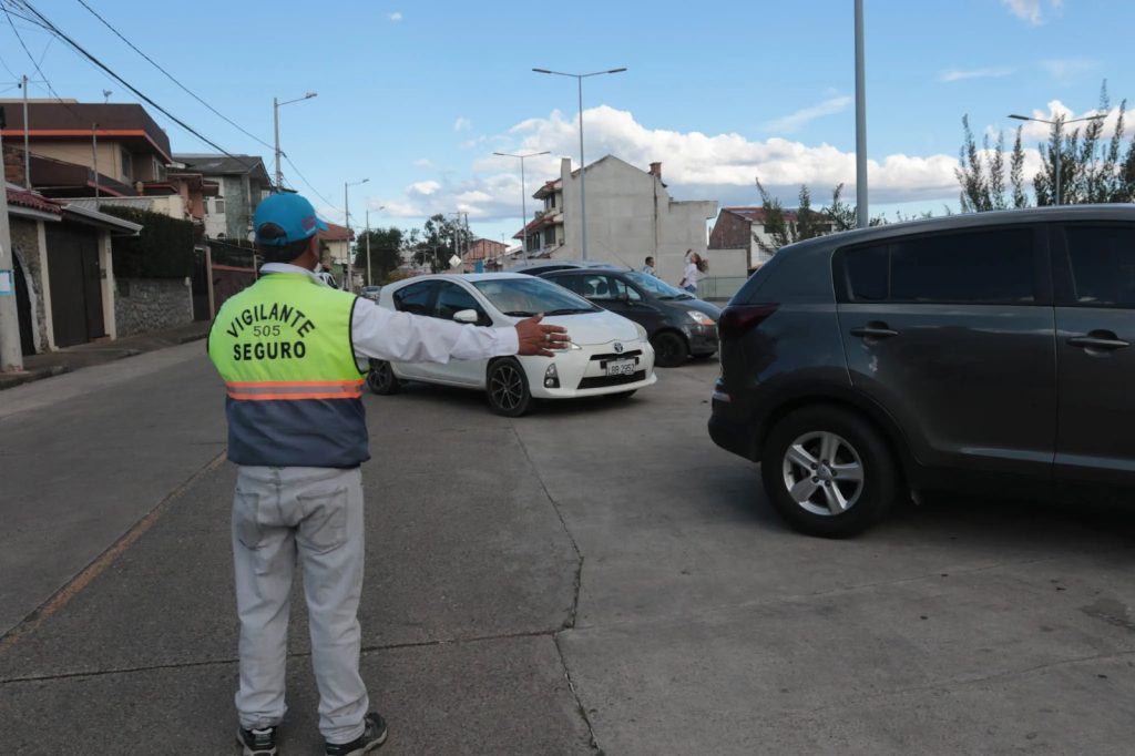 Los cuidadores de vehículos en Cuenca serán censados en una jornada que se realizará este viernes 23 de febrero de 2024.