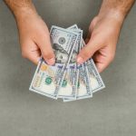 El Impuesto a la Salida de Divisas subirá al 55 desde el 1 de abril de 2024. Foto Referencia