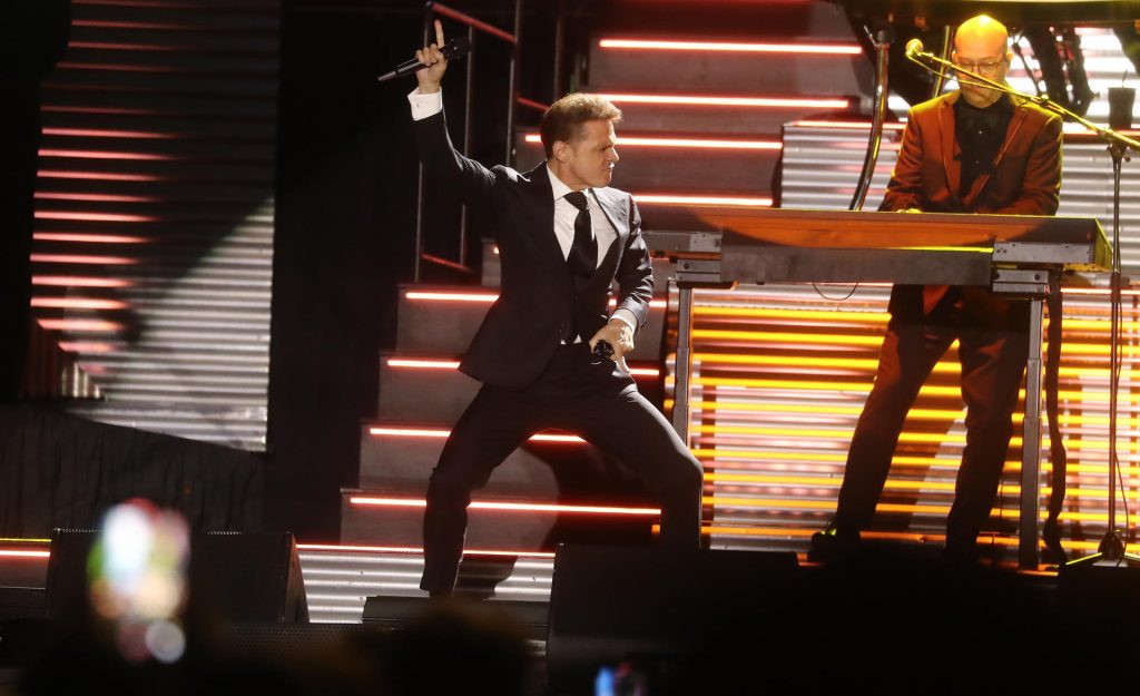 Luis Miguel dio un concierto en Quito donde interpreto sus mejores éxitos ante 30.000 personas. Foto EFE