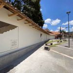 Muro restaurado en las inmediaciones de la plazoleta El Rollo y la Unidad Educativa Zoila Esperanza Palacios, en El Vecino.