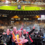 El Municipio de Cuenca dispuso la prohibición de varios artículos para el ingreso al Jueves de Compadres y Comadres de Carnaval. Foto Internet