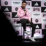 Lionel Messi califica al Vissel Kobe de "grandísimo equipo" y afirma que lo seguía cuando jugaba en el club Iniesta.