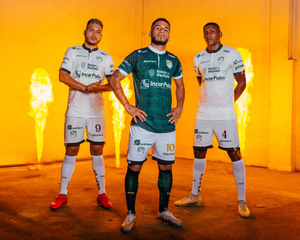 El conjunto del Orense de Machala presentó de manera oficial su indumentaria para la temporada 2024 de la LigaPro.