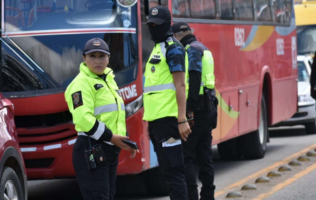 Agentes civiles controlarán el tránsito durante el feriado de Carnaval.