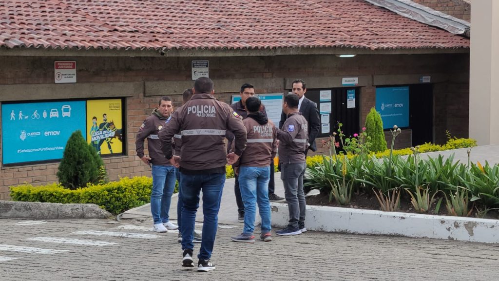 Investigan corrupción en la EMOV en Cuenca