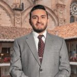 Sebastián Barreiro, hijo de la vicepresidenta de la República, Verónica Abad, salió de la cárcel La Roca a las 17:00 de este martes.