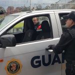 La Guardia Ciudadana de Cuenca está encargada de vigilar el buen uso del espacio público.