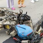 Motocicleta que conducía la víctima que perdió la vida por accidente de tránsito en el cantón Gualaceo.