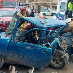 Accidente de tránsito involucró a tres vehículos en el sector Ucubamba, en la ciudad de Cuenca.