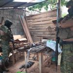 Un hombre que supuestamente estaba dedicado a la fabricación y comercialización de armas de fuego en Cuenca fue detenido.