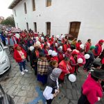 Los comerciantes autónomos de tres organizaciones y asociaciones de la ciudad marcharon por la calle Bolívar. XCA