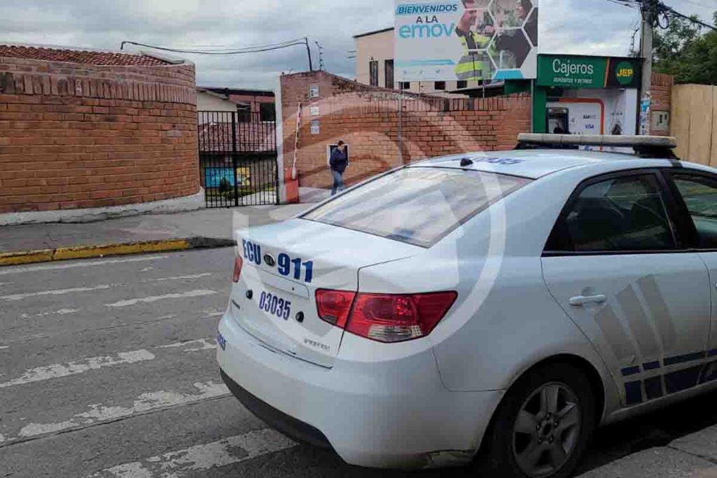 La Empresa de Movilidad (EMOV) removió del cargo al gerente de Control de Tránsito y Transporte de Cuenca, Gustavo Toledo, la tarde de este viernes 15 de marzo de 2024.