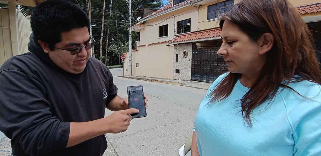 En el barrio Diego Velázques se instaló el sistema de Alarmas Barriales Inteligentes Centralizadas, más conocidas como ABIC. /FCS