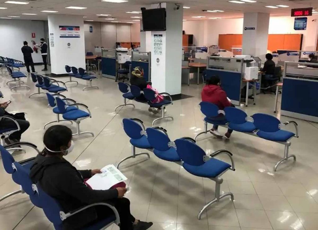 Hay que conservar por siete años los comprobantes electrónicos pide el Servicio de Rentas Internas.