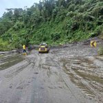 Este es el estado de la vía Zhud – Cochancay en el sector Javín.