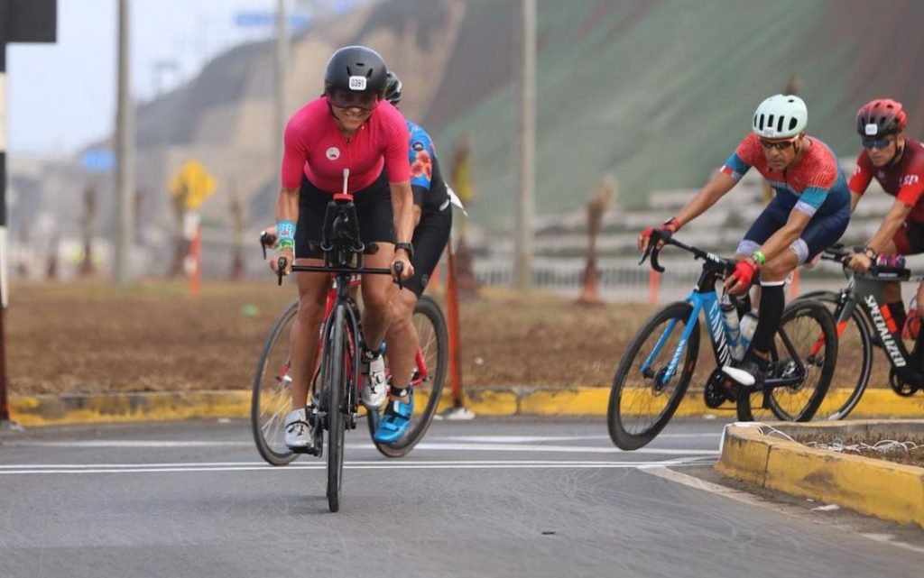 María Luz Arrellano en competencia de Triatlón.