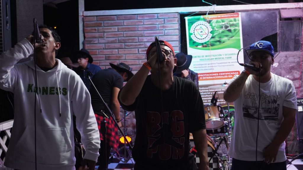 Los integrantes de 'Qencallez Clan' presentarán este sábado 13 de abril su disco por los 20 años de trayectoria.